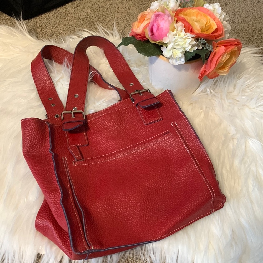 Red purse with magnetic closure